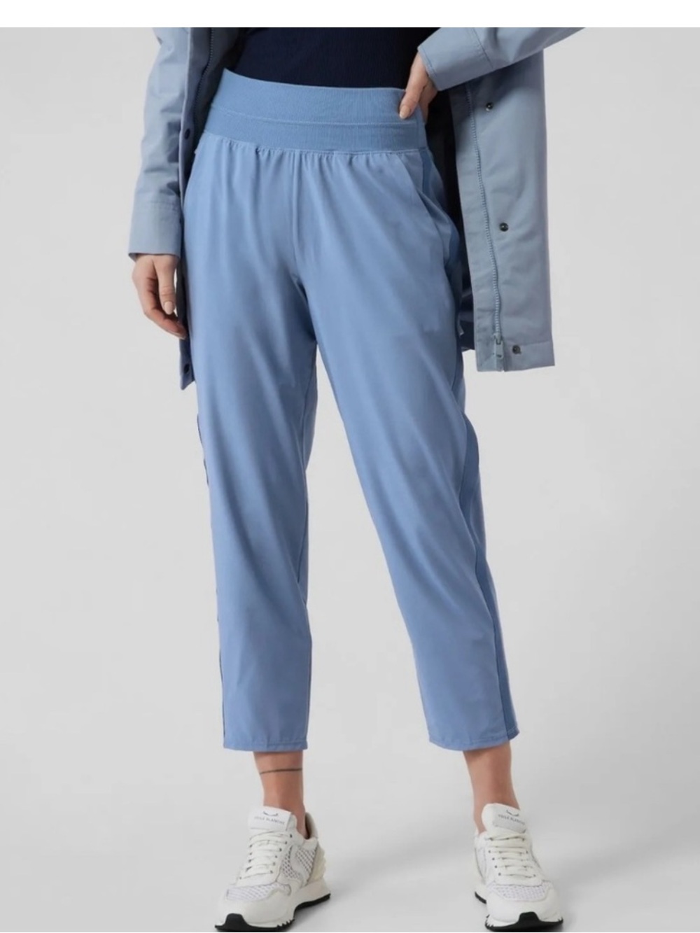 NWT Athleta Nolita Slim Tapered Crop Pants - Light Blue - 10